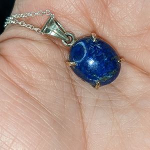 Lapis lazuli pendant in silver